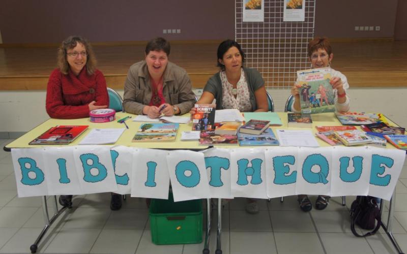 Les bénévoles de la bibliothèque vous accueillent toute l'année